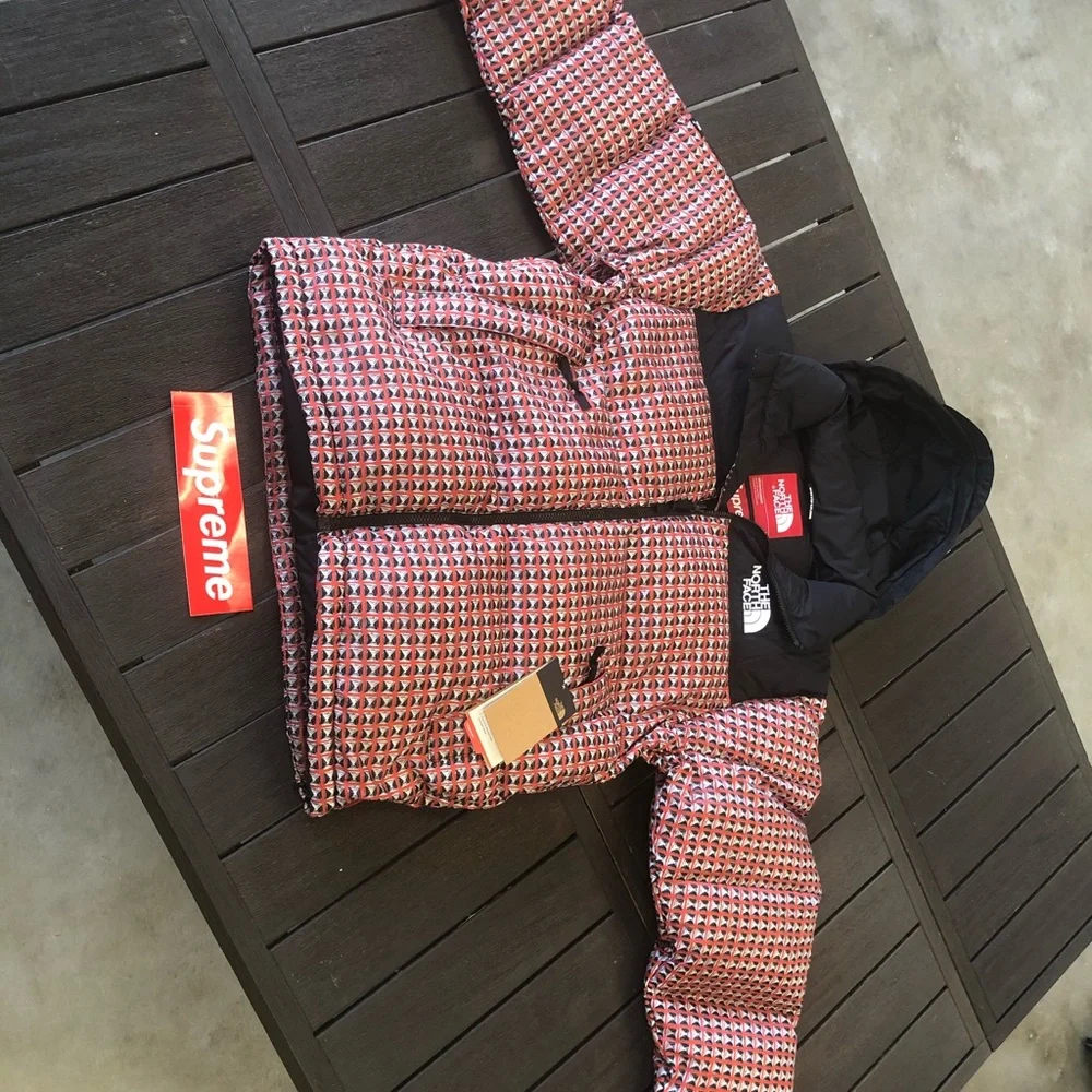 🛑SOLD🛑SUPREME x The North Face 🔥 TNF Studded Nuptse Jacket - Picture 2 of 12